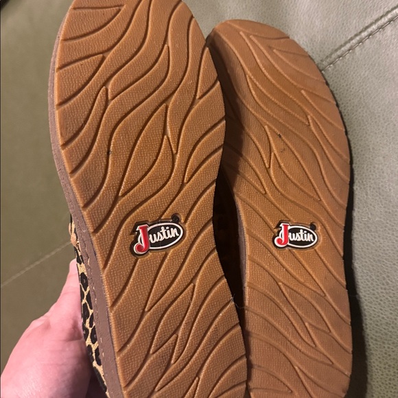 Justin Boots Cheetah Leopard Pattern Ankle Book, Size 8.5 - Picture 10 of 10